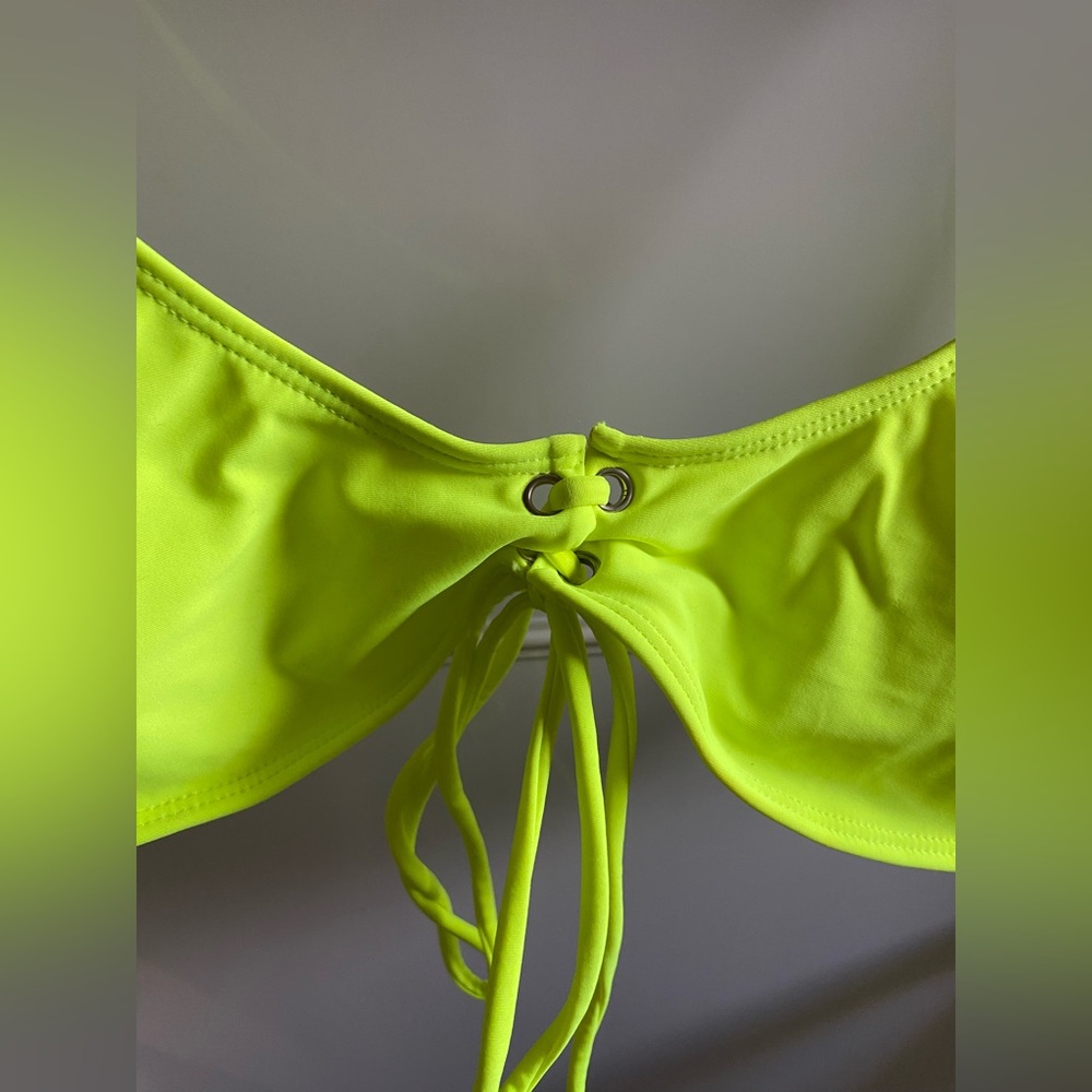 NWOT Neon Green Bikini top - Picture 5 of 5
